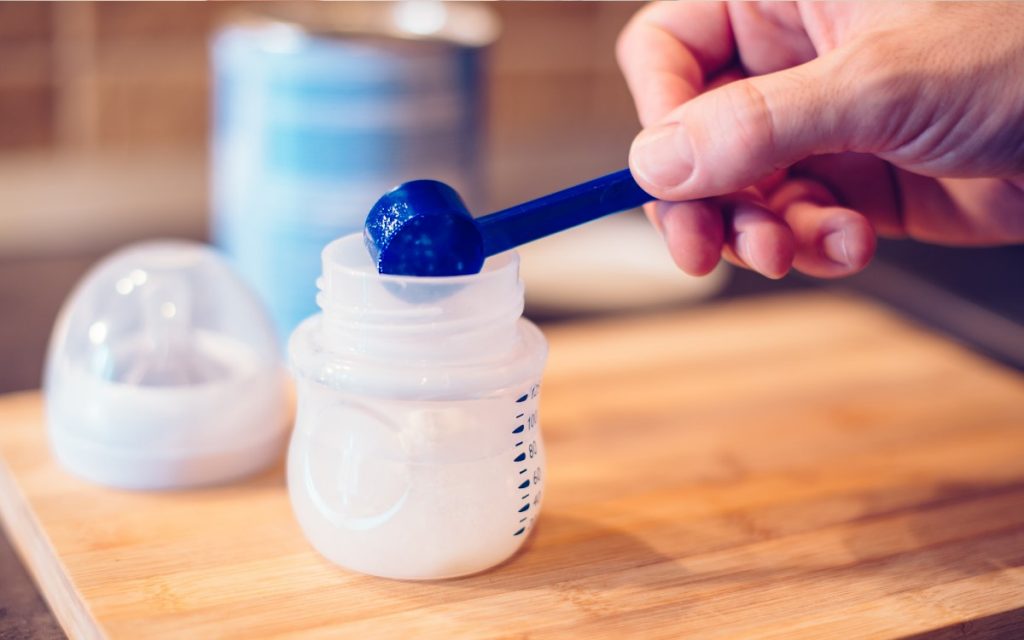 How Long Does a Can of Formula Last? 5 Affecting Factors