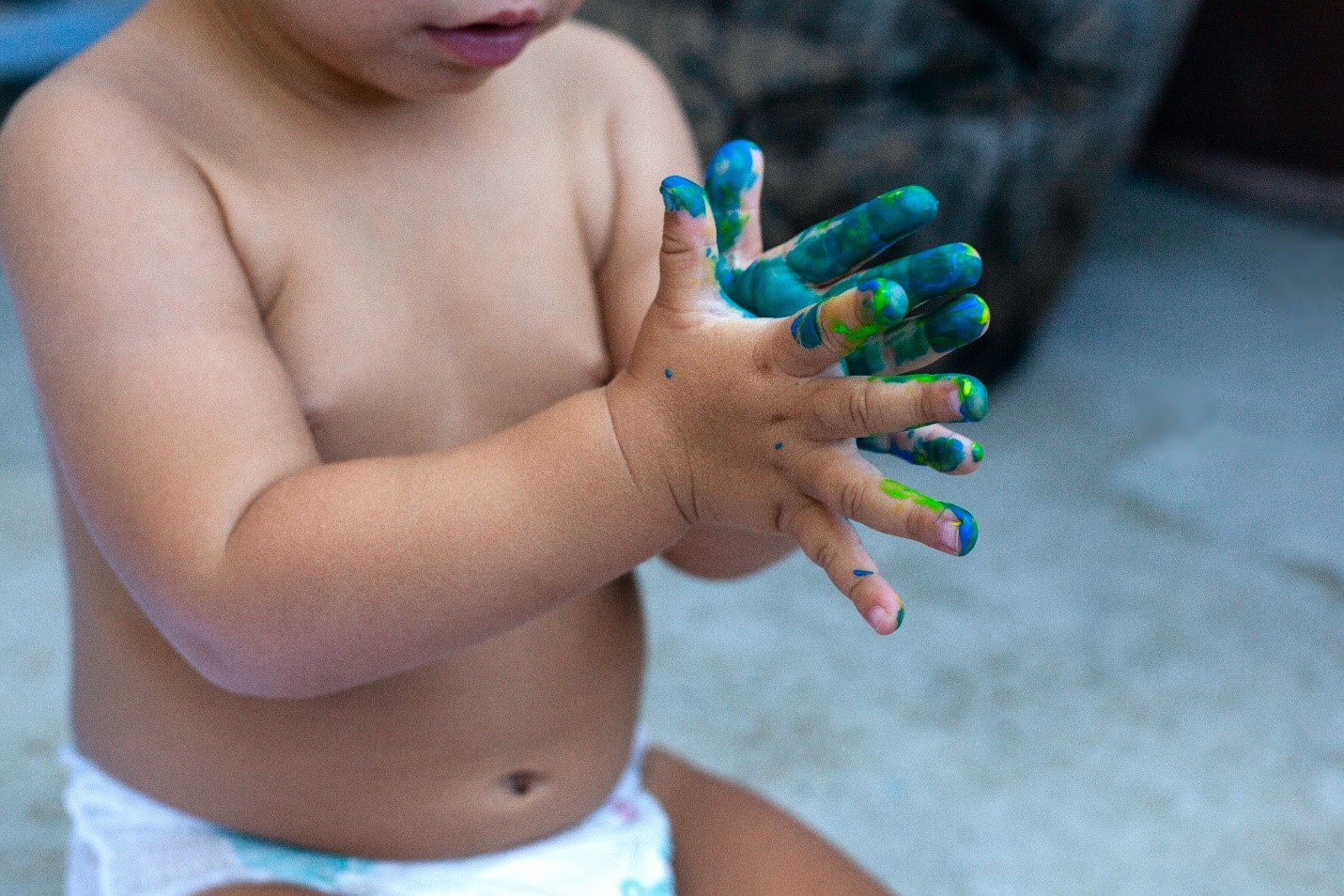 fingerpaint baby