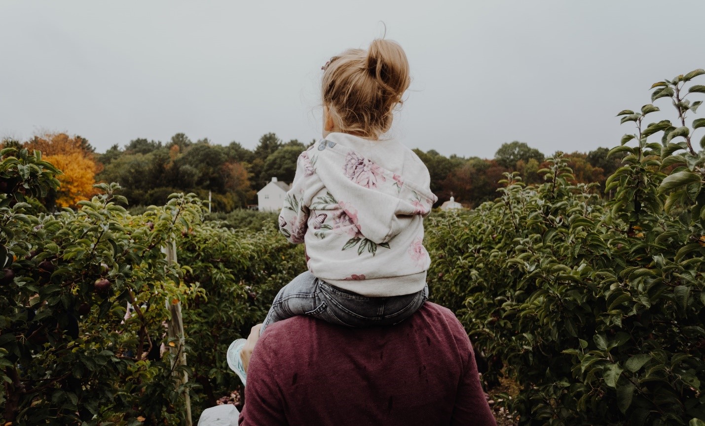 dad daughter outdoors