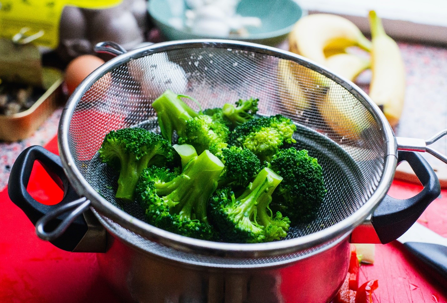 rinsing broccoli