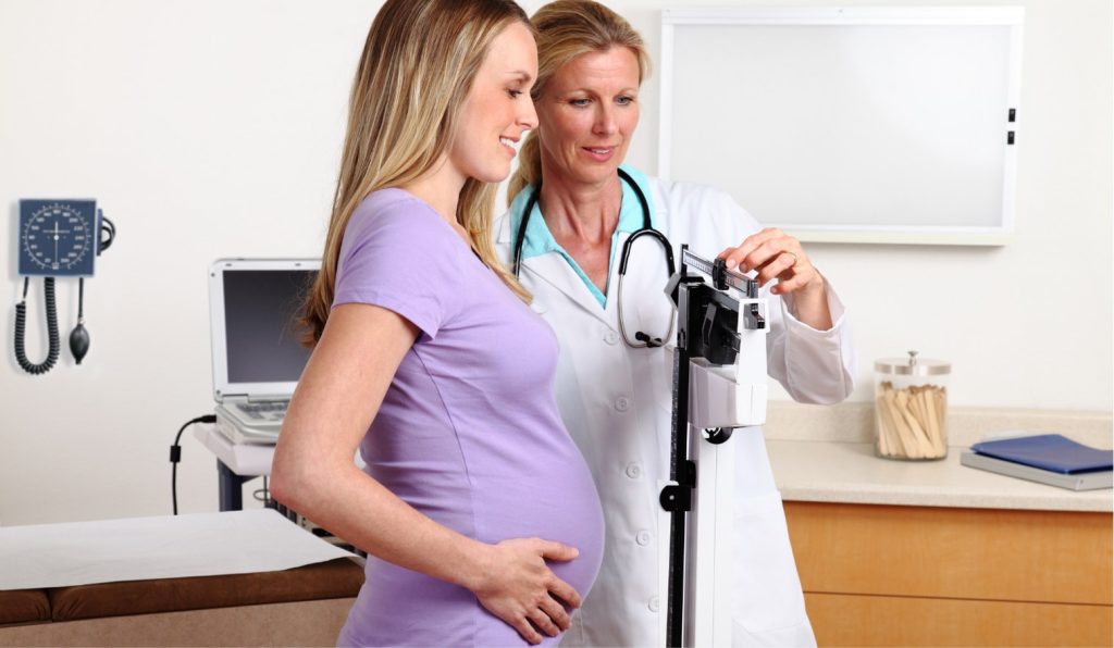 Do Prenatals Make You Gain Weight? 3 Factors To Know