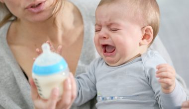baby refusing to drink from a bottle
