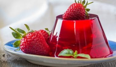 jello with strawberry