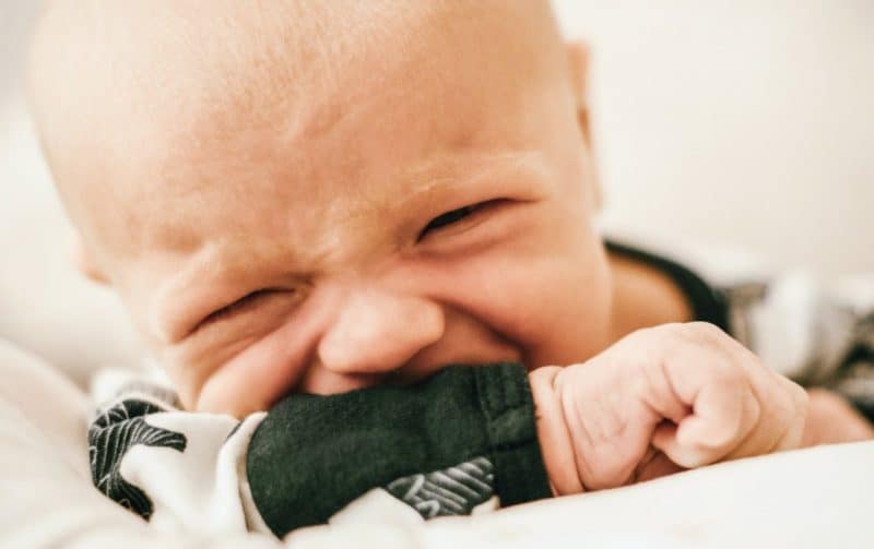 6 Possible Reasons for Baby Tilting Head to One Side