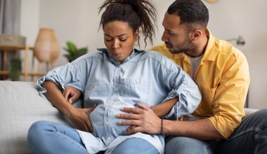 woman having labor pains