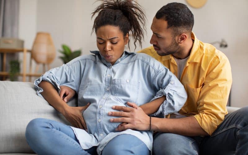 woman having labor pains