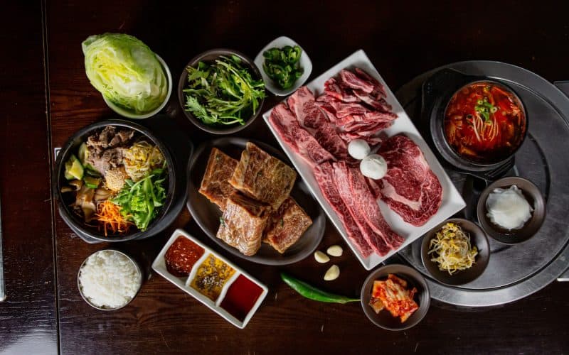 korean bbq with beef meat set and sidedishes