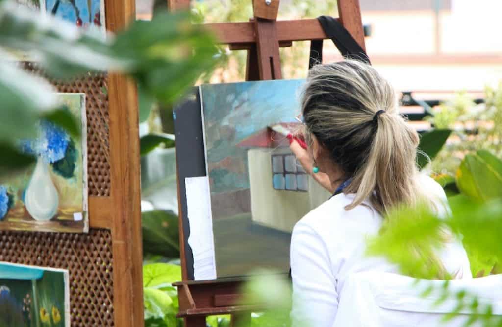 woman painting