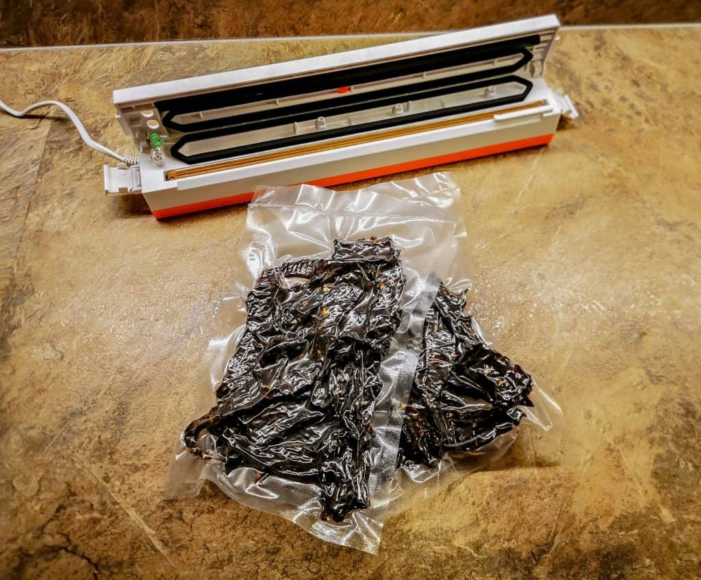 vacuum sealed beef jerky