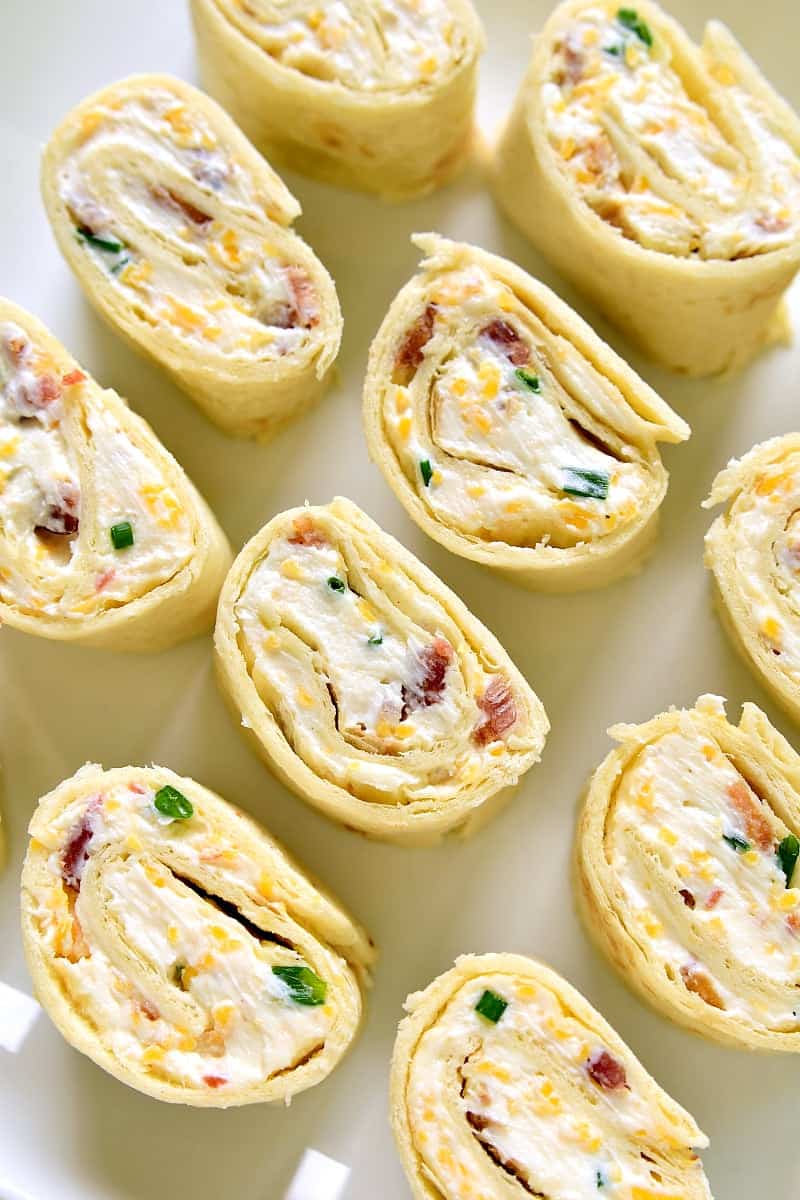 bacon-cheddar-ranch-pinwheels-1 Cheesy Bacon Cheddar Ranch Pinwheel