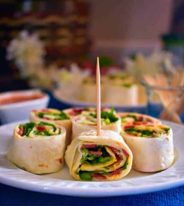 bacon-snack-recipe Crunchy Bacon Jalapeno Roll-Ups