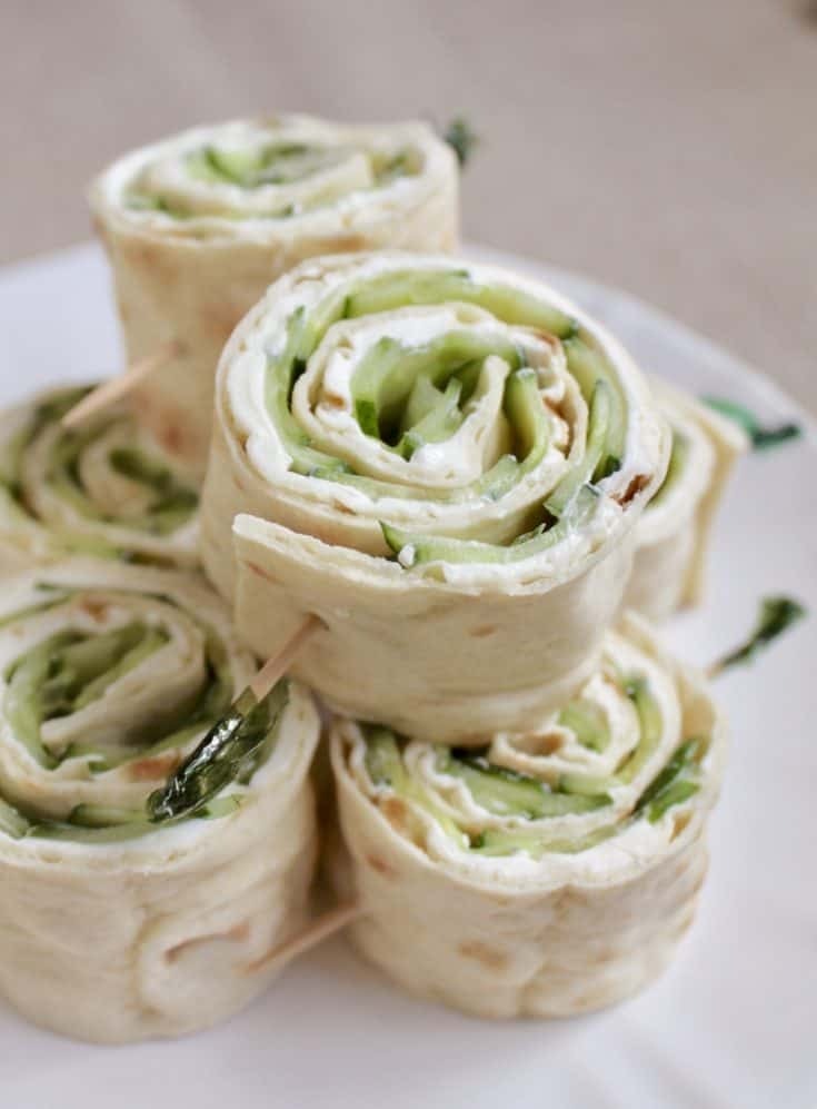 cucumber-and-cream-cheese-pinwheels Homemade Healthy Cucumber Cream Cheese Roll-Up