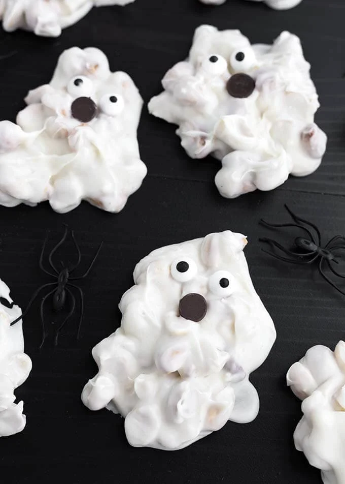 White Chocolate Halloween Ghosts
