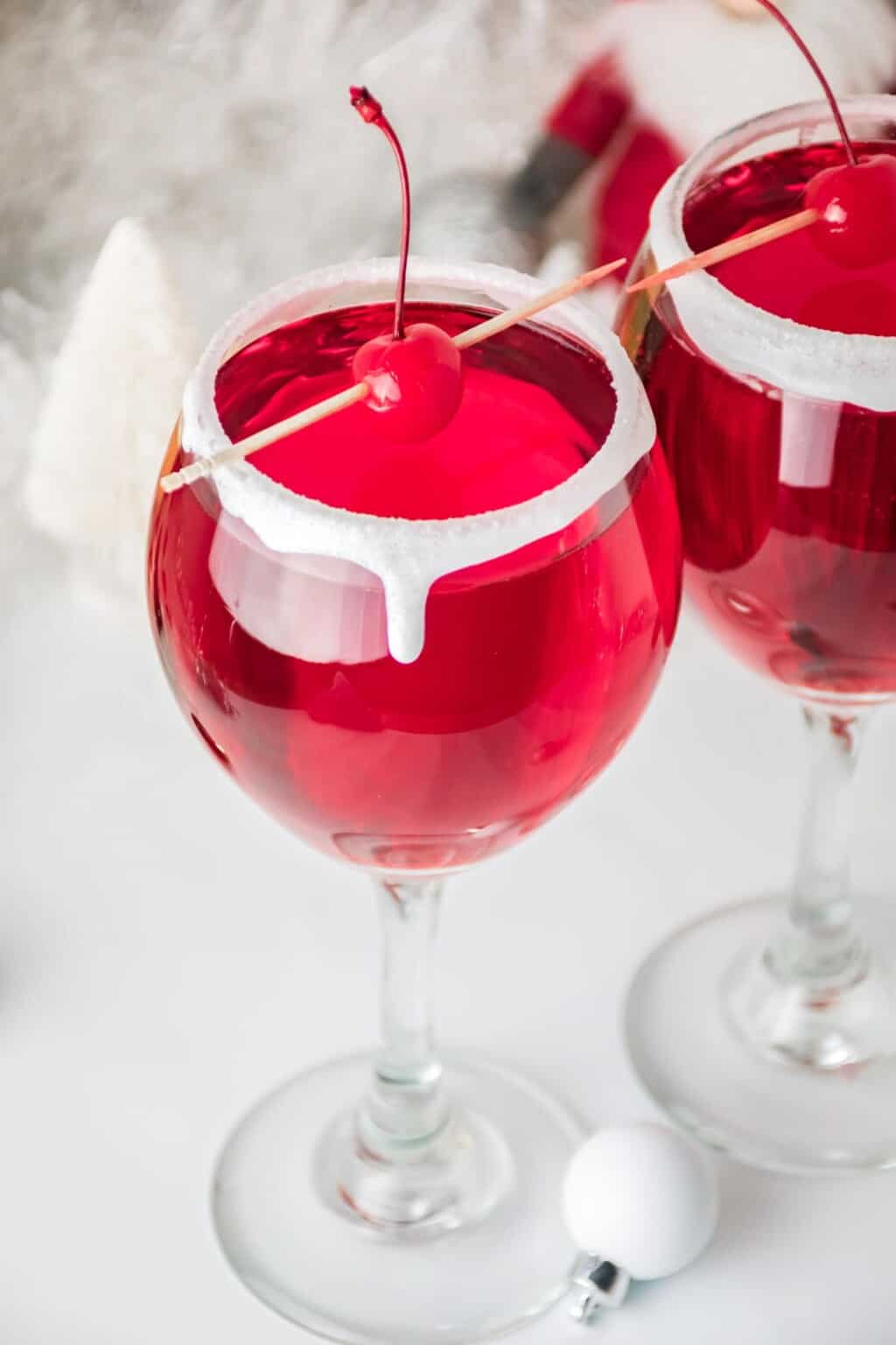 CHRISTMAS VODKA COCKTAIL