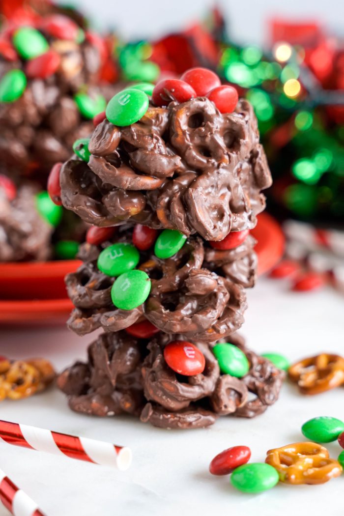 Christmas Crockpot Candy Clusters