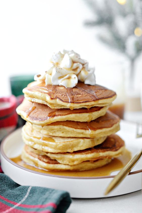 Fluffy Eggnog Pancakes