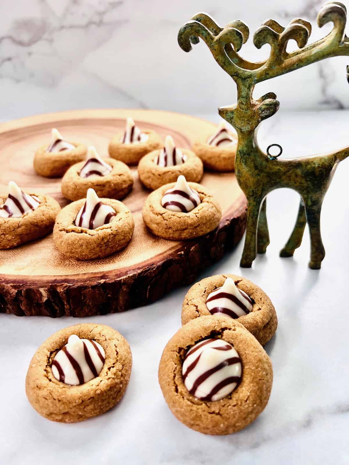 Gingerbread Blossoms with Hershey’s Hugs