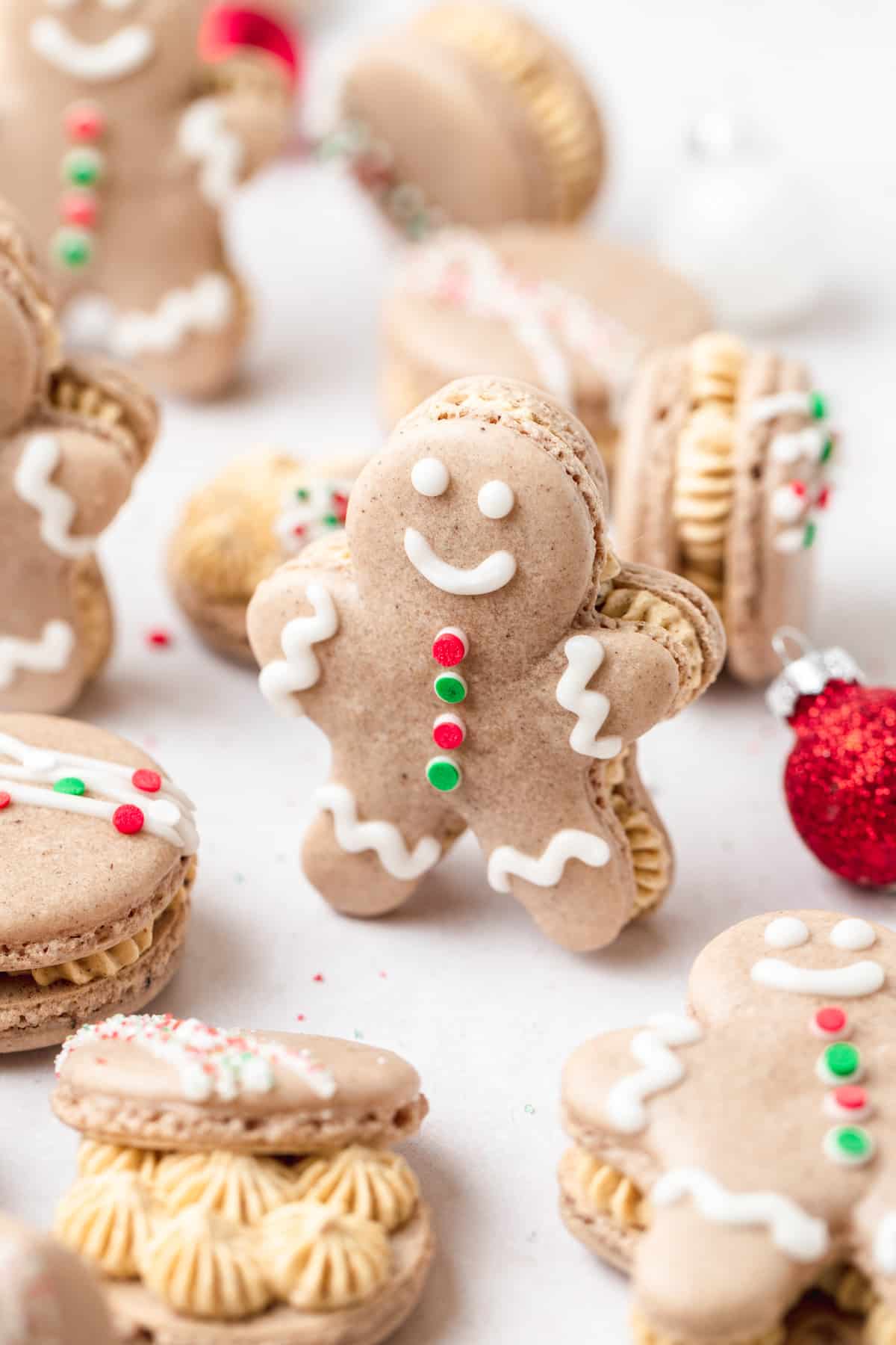 Gingerbread Macarons