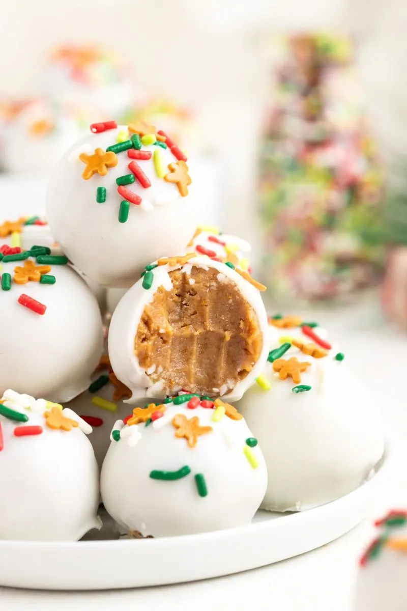 GINGERBREAD TRUFFLES