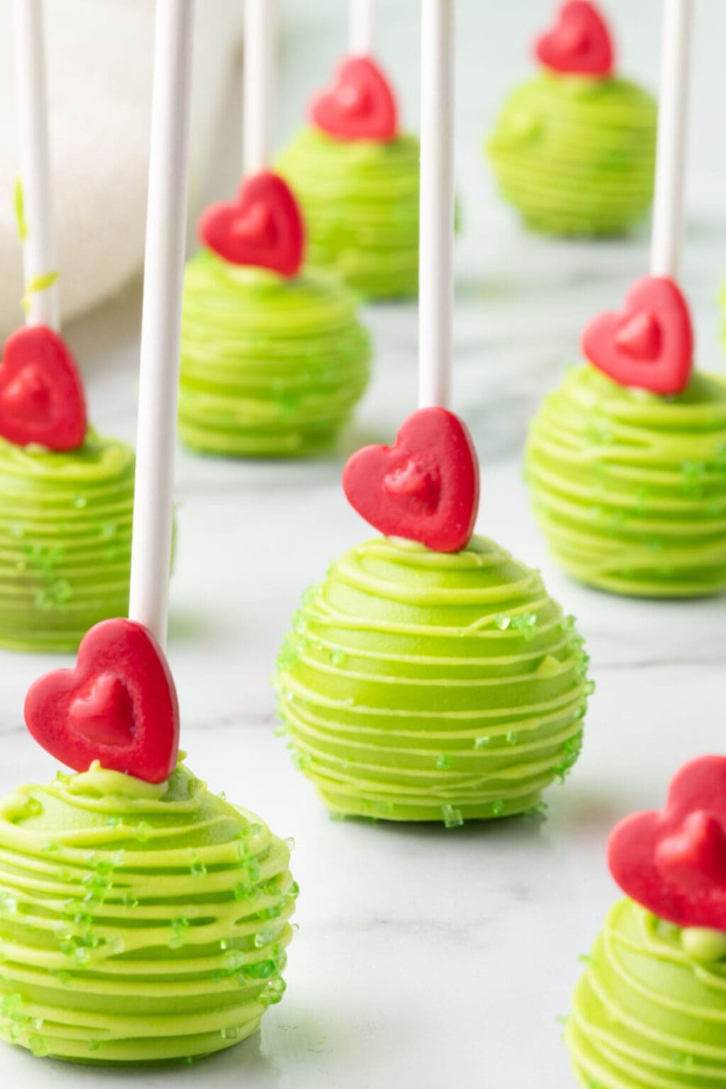 Grinch Cake Pops