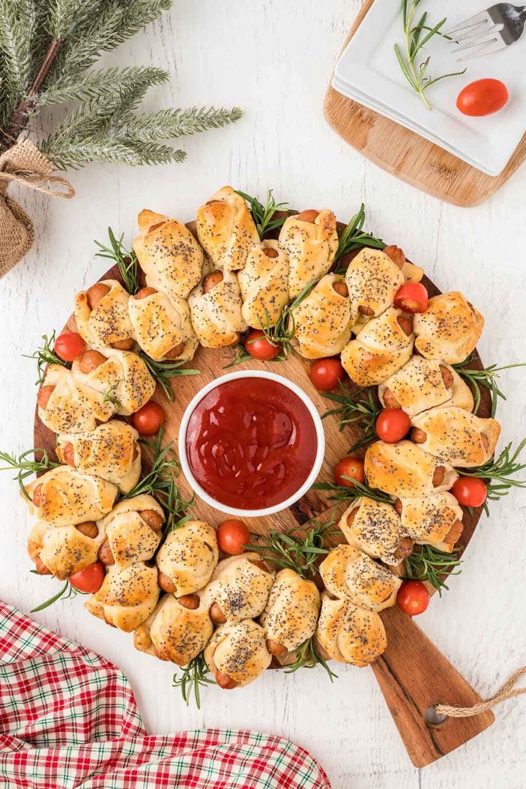 Pigs in a Blanket Wreath